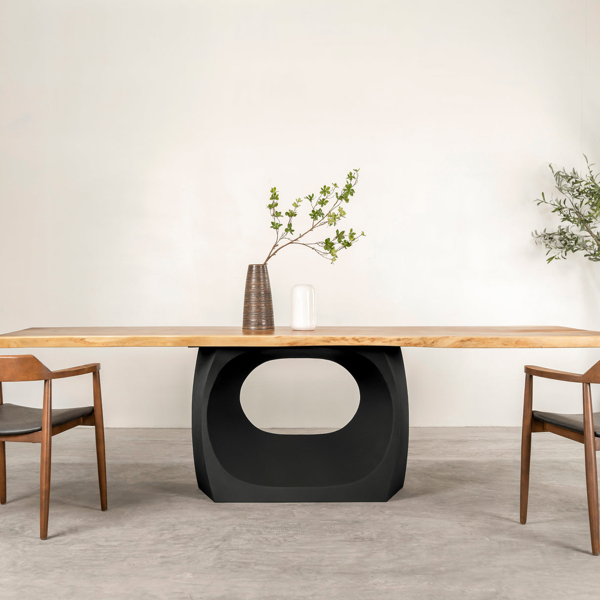 Table Base 308 Odila 28" H for Woodworkers and Makers