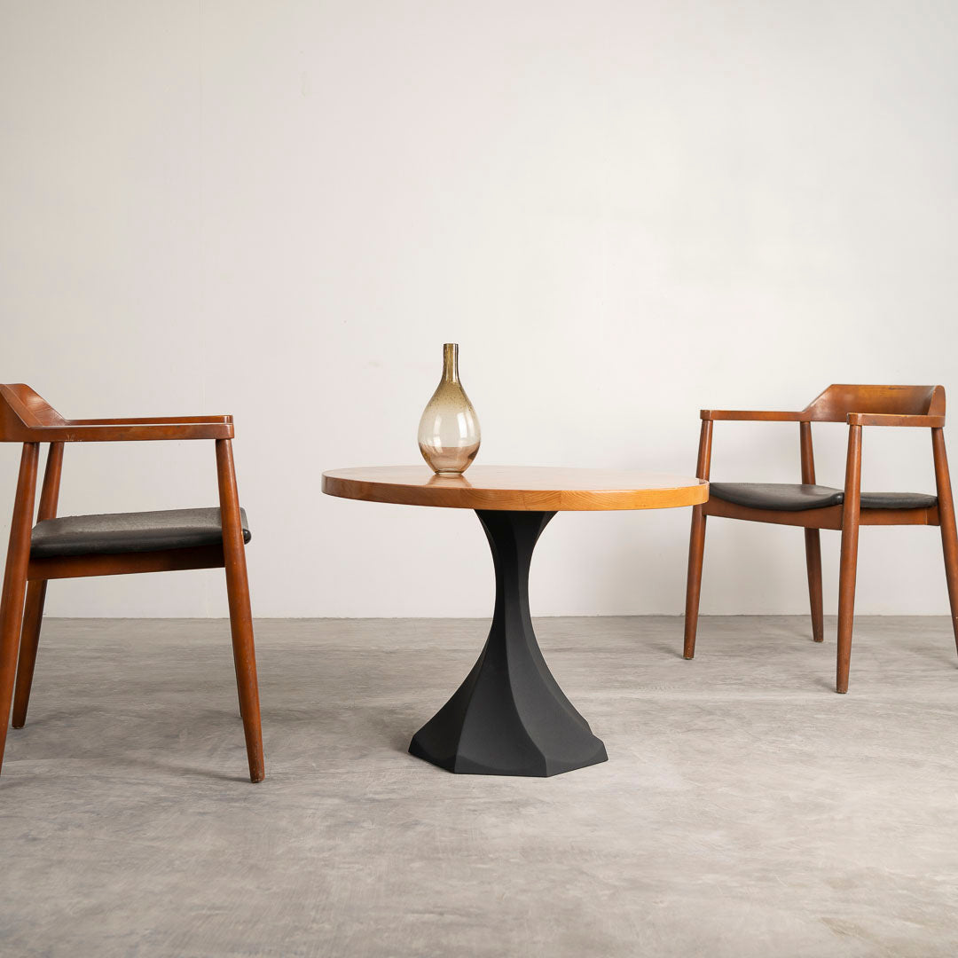 End Table Base 217 Lithe 20H Modern Tulip Design