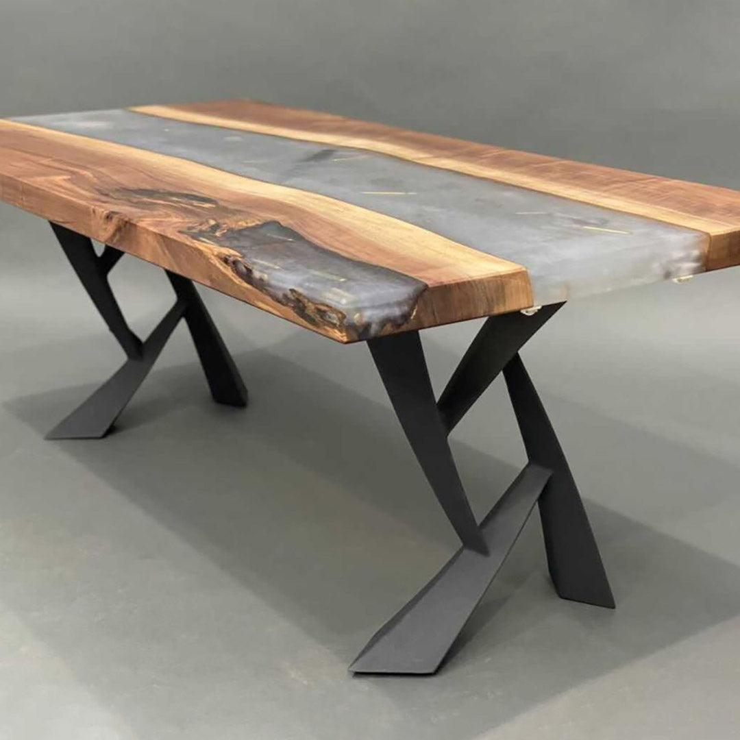 DIY live edge bench with X metal legs – strong steel legs for outdoor or indoor use