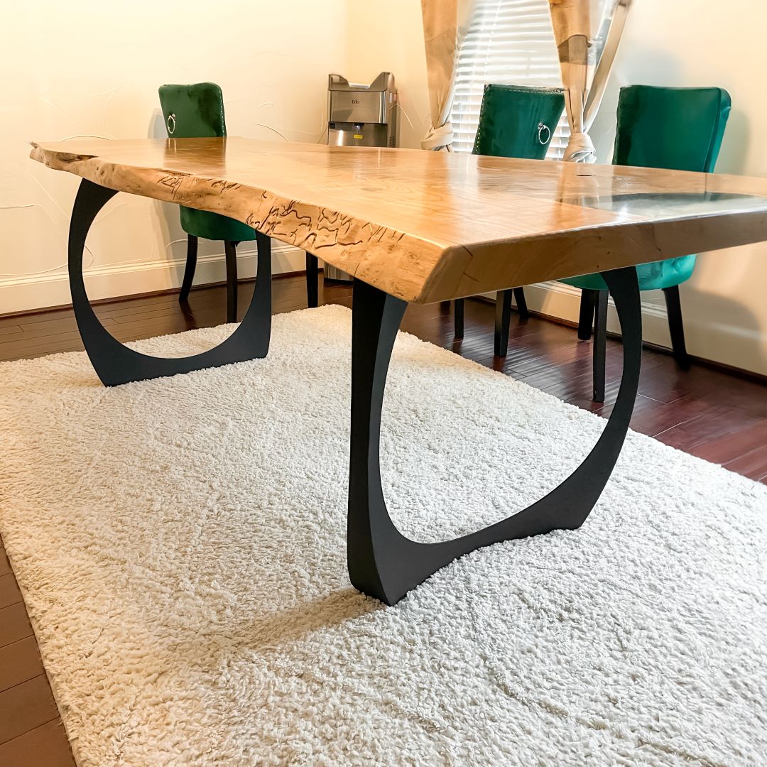 Outdoor metal table legs collection