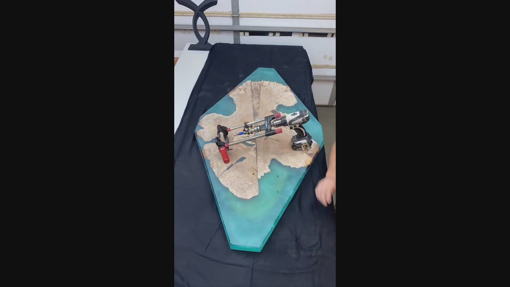 video attack table legs hardware